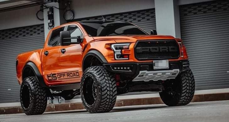 Độ body kit tăng tính thẩm mỹ cho chiếc bán tải