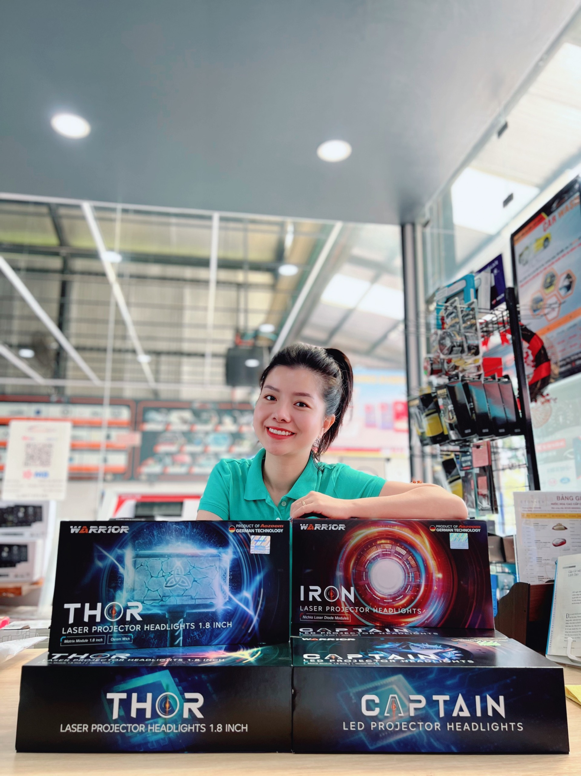 NHỮNG ANH HÙNG PHÍA SAU ÁNH SÁNG CBAZ