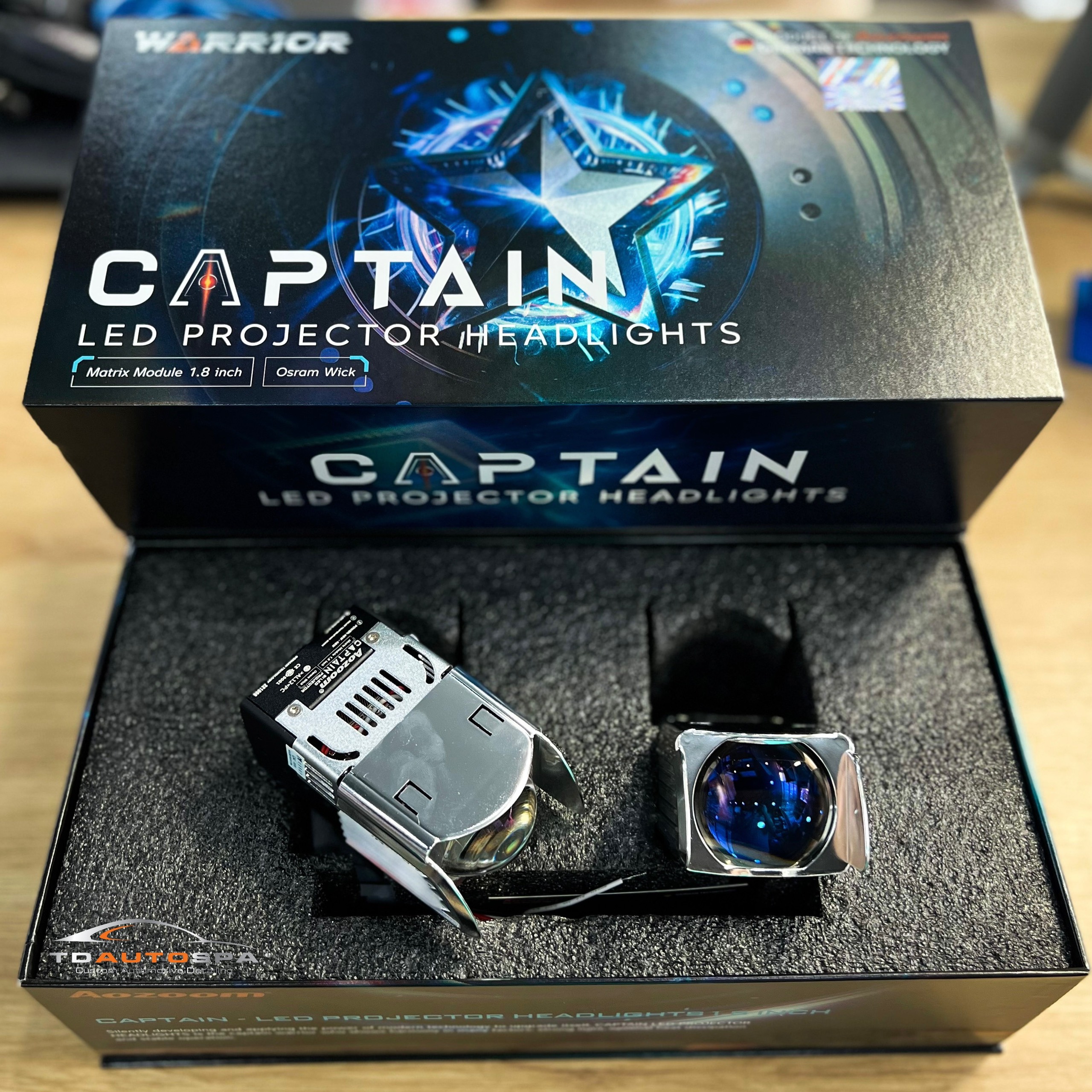 LED CAPTAIN LIGHT 1.8 INCH